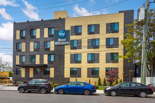 Best Western Brooklyn Coney Island Inn — Property