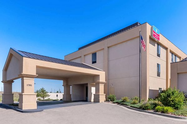 Best Western Cheyenne — Property
