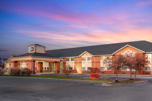 Best Western Circus City Inn — Property