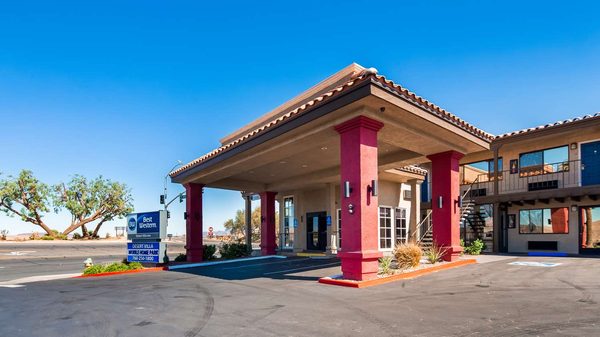 Best Western Desert Villa Inn — Property