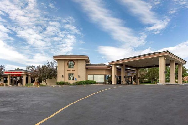 Best Western Dunmar Inn — Property