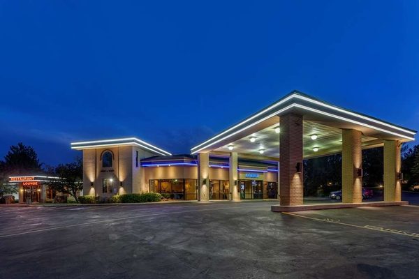 Best Western Dunmar Inn — Property