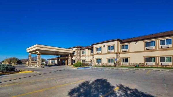 Best Western El Quartelejo Inn Suites Scott City Kansas — Property