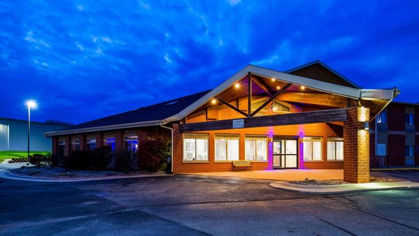 Best Western Geneseo Inn Geneseo Illinois — Property
