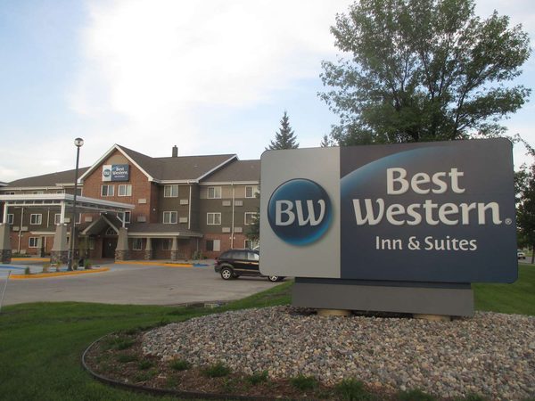 Best Western Harvest Inn Suites — Property