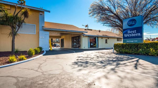 Best Western Heritage Inn — Property