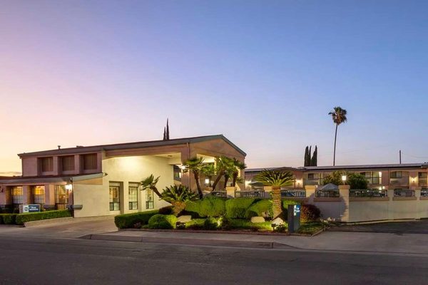 Best Western Inn — Property