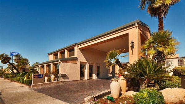 Best Western Inn — Property