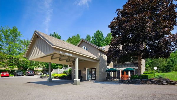 Best Western Inn Suites Rutland Killington — Property