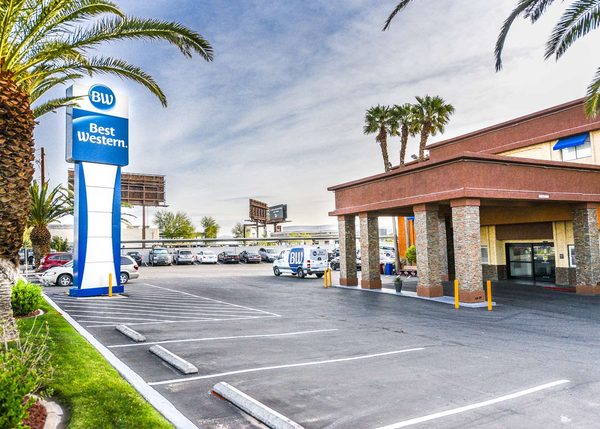 Best Western Mccarran Inn — Property