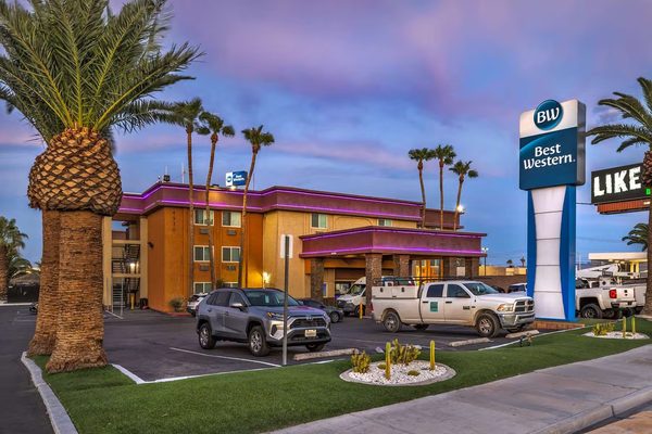 Best Western Mccarran Inn — Property