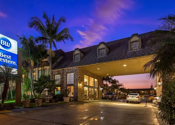 Best Western Palm Garden Inn — Property