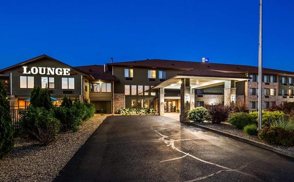Best Western Park Oasis Inn — Property