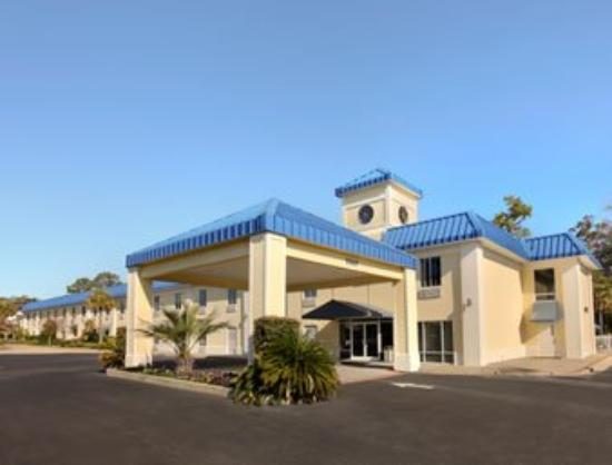 Best Western Pawleys Island — Property