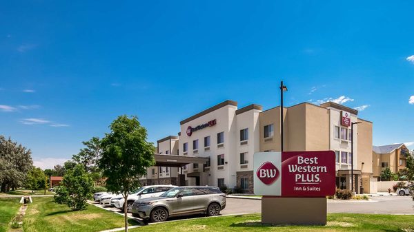 Best Western Plus Airport Inn Suites — Property