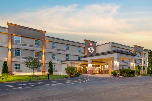 Best Western Plus Brunswick Bath Brunswick Maine — Property