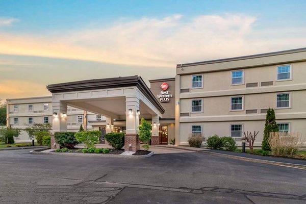 Best Western Plus Brunswick Bath Brunswick Maine — Property