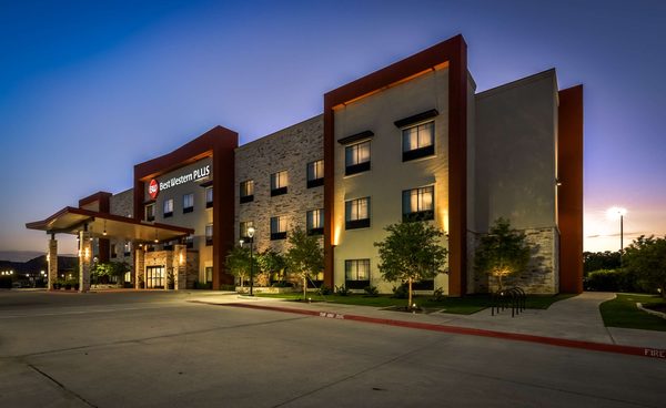 Best Western Plus College Station Inn Suites — Property
