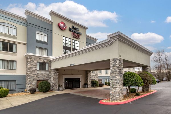 Best Western Plus Dalton Inn — Property