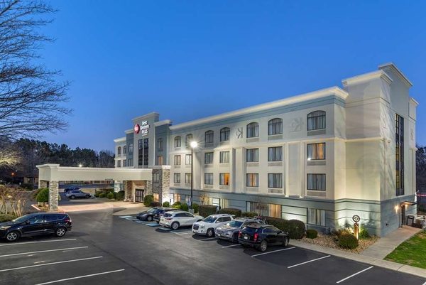 Best Western Plus Dalton Inn — Property