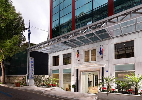 Best Western Plus Embassy Hotel — Property