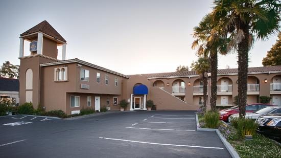 Best Western Plus Executive Suites — Property