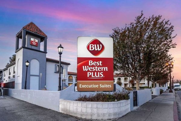 Best Western Plus Executive Suites — Property