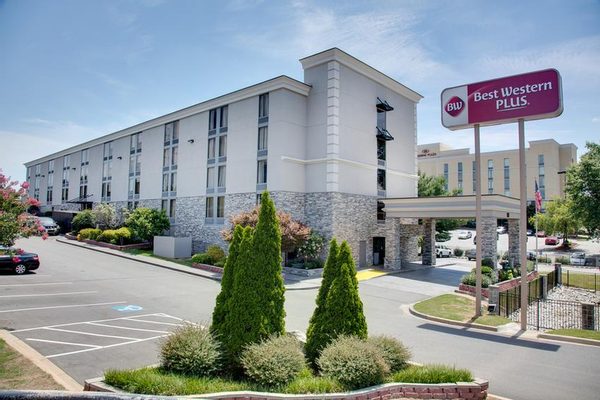 Best Western Plus Greenville I 385 Inn Suites — Property