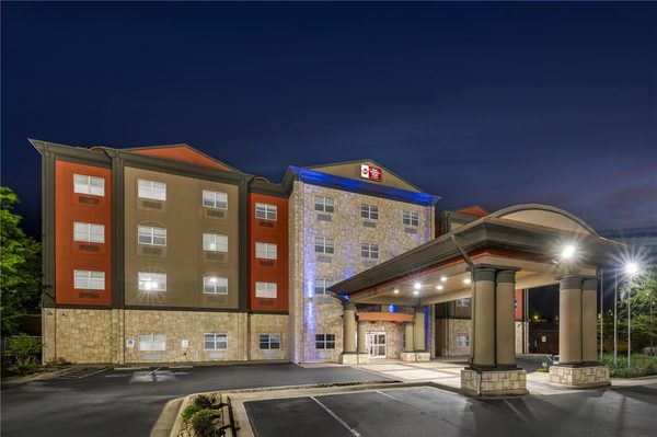 Best Western Plus JFK Inn Suites — Property