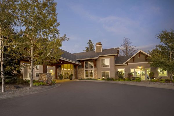 Best Western Plus Kalispell Glacier Park West Hotel Suites — Property