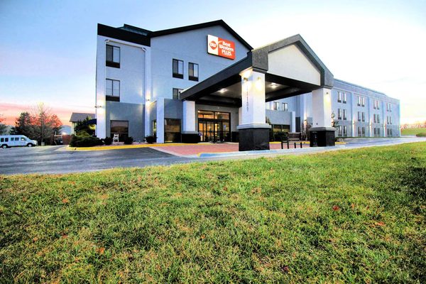 Best Western Plus Kansas City Airport Kci East — Property
