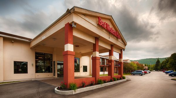 Best Western Plus Keene Hotel — Property