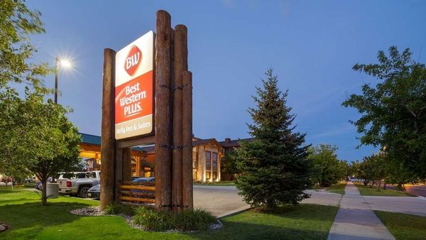 Best Western Plus Kelly Inn Suites — Property