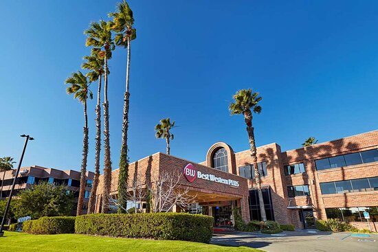 Best Western Plus Meridian Inn Suites Anaheim Orange — Property