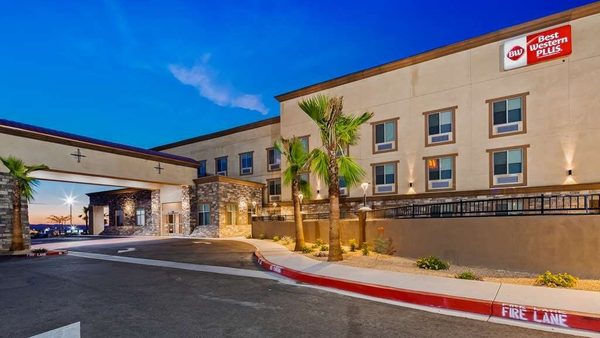 Best Western Plus New Barstow Inn Suites — Property
