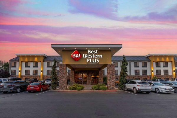 Best Western Plus Olympic Inn — Property