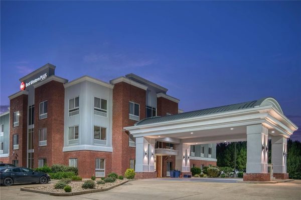 Best Western Plus Philadelphia choctaw Hotel And Suites — Property