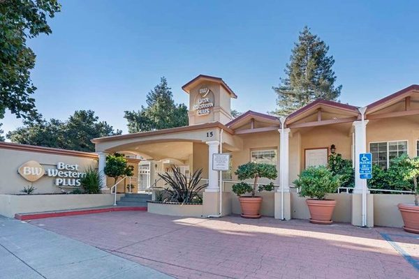 Best Western Plus Riviera — Property