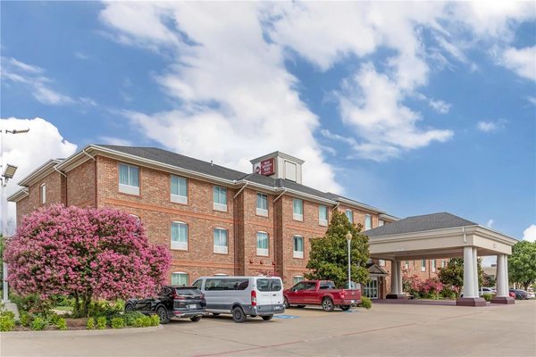 Best Western Plus Waxahachie Inn Suites — Property