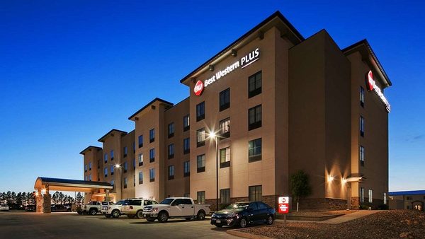 Best Western Plus Williston Hotel Suites — Property