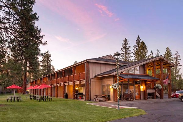 Best Western Ponderosa Lodge — Property