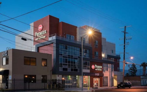 Best Western Premier NoHo Inn Los Angeles California — Property
