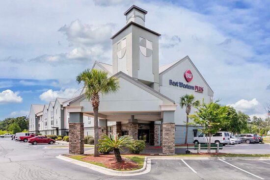 Best Western Savannah Airport Inn Suites — Property
