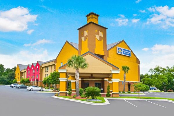 Best Western Savannah Airport Inn Suites — Property