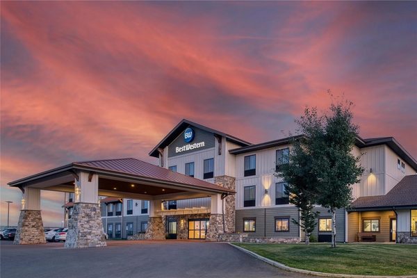 Best Western Shelby Inn Suites — Property