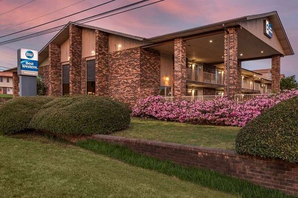 Best Western Sherwood Inn — Property