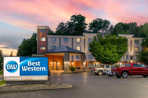 Best Western University Inn at Valparaiso — Property