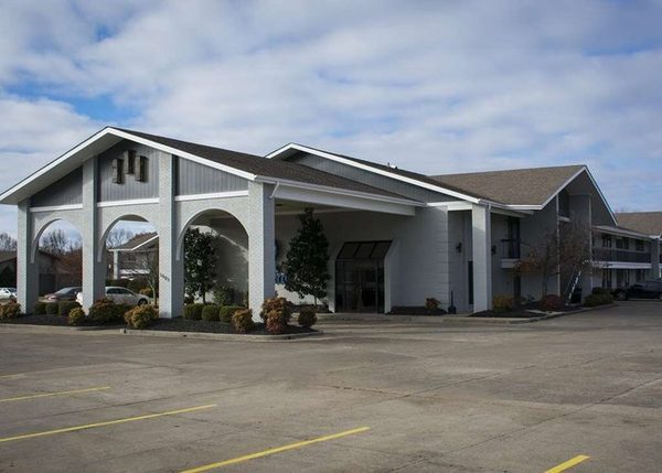 Best Western University Inn — Property