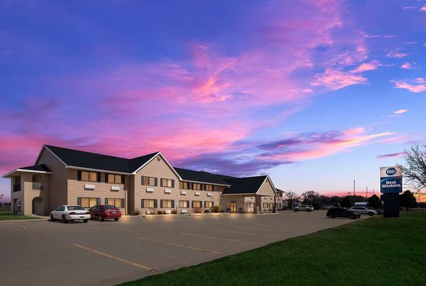 Best Western Vermillion Inn — Property