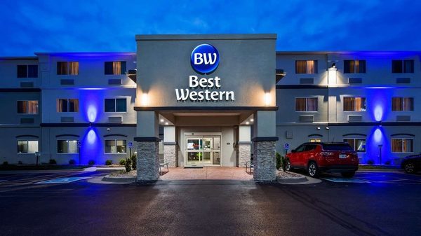 Best Western Wichita Northeast — Property